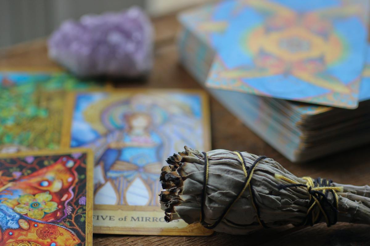 Rituales con Cartas del Tarot: Purificación y Energía